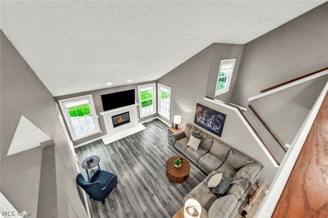 188 W Sturbridge Drive, Medina, OH 44256