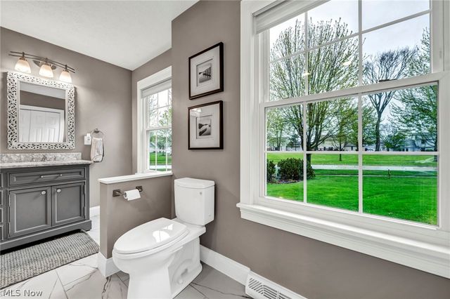 188 W Sturbridge Drive, Medina, OH 44256