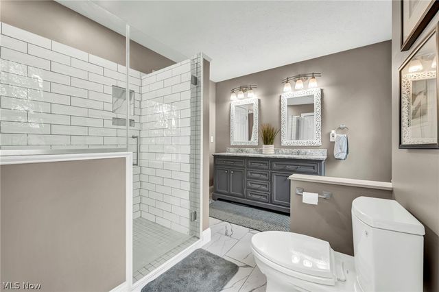 188 W Sturbridge Drive, Medina, OH 44256