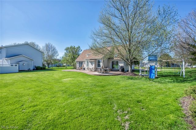 188 W Sturbridge Drive, Medina, OH 44256