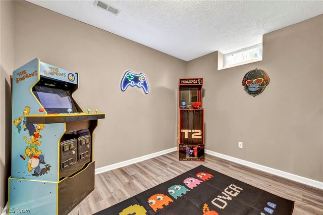 188 W Sturbridge Drive, Medina, OH 44256