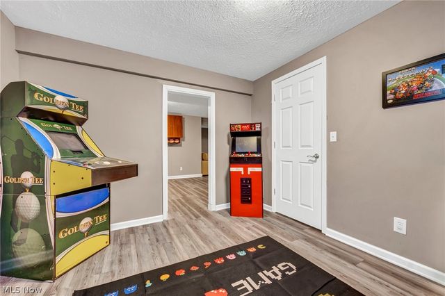 188 W Sturbridge Drive, Medina, OH 44256