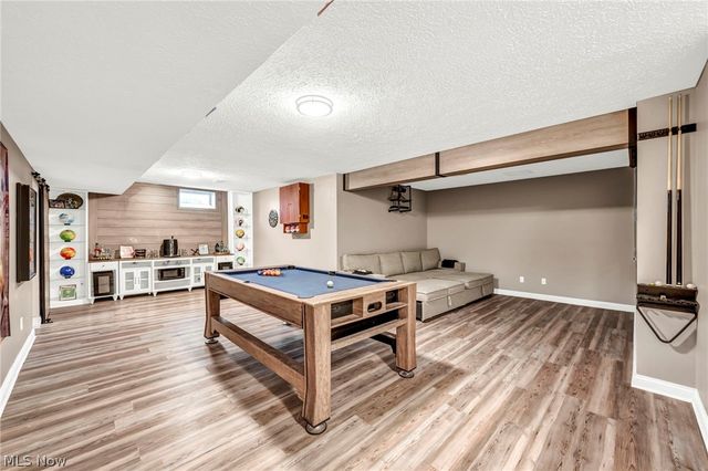 188 W Sturbridge Drive, Medina, OH 44256