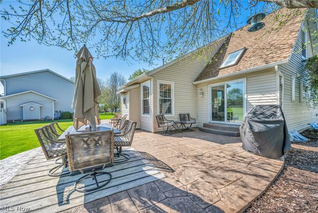 188 W Sturbridge Drive, Medina, OH 44256