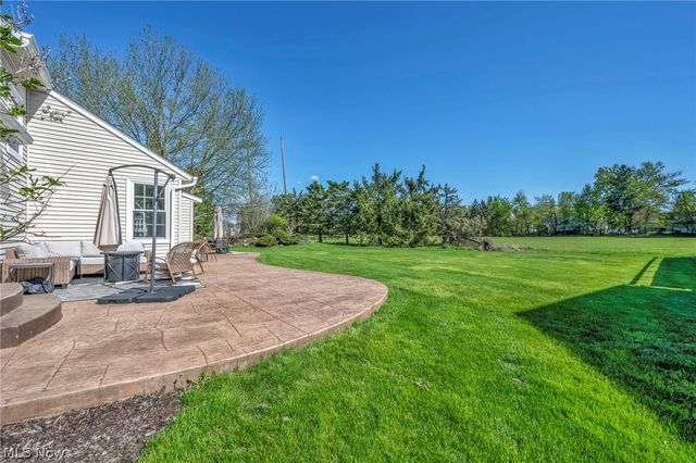 188 W Sturbridge Drive, Medina, OH 44256