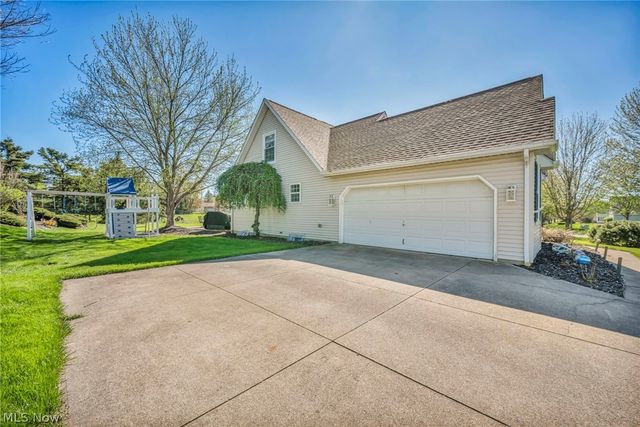188 W Sturbridge Drive, Medina, OH 44256