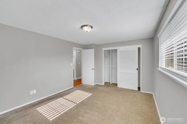 10207 64th Avenue Ct E, Puyallup, WA 98373