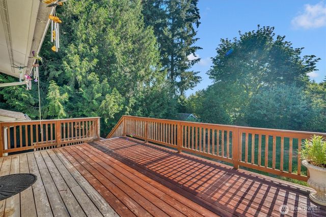10207 64th Avenue Ct E, Puyallup, WA 98373
