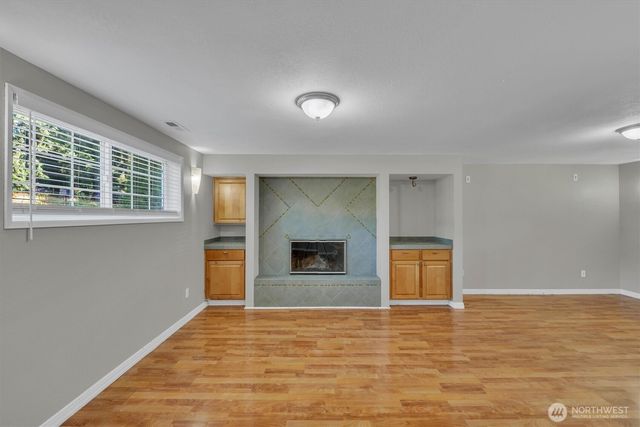 10207 64th Avenue Ct E, Puyallup, WA 98373