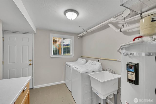 10207 64th Avenue Ct E, Puyallup, WA 98373