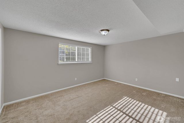 10207 64th Avenue Ct E, Puyallup, WA 98373
