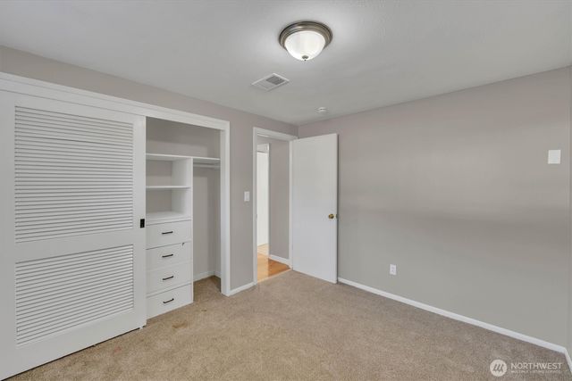 10207 64th Avenue Ct E, Puyallup, WA 98373