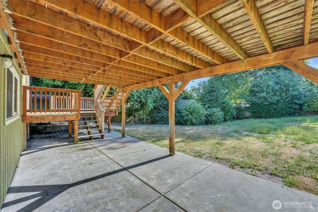 10207 64th Avenue Ct E, Puyallup, WA 98373