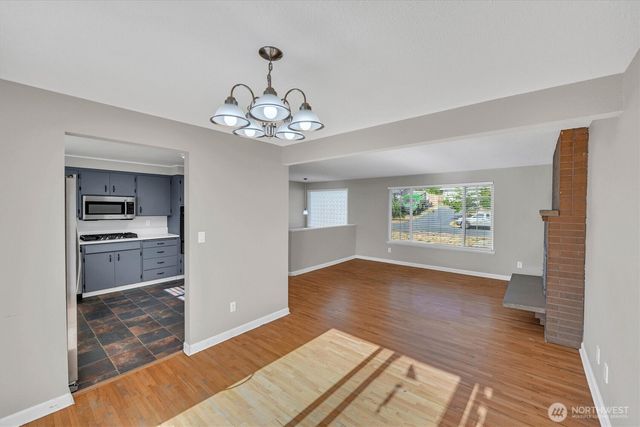 10207 64th Avenue Ct E, Puyallup, WA 98373