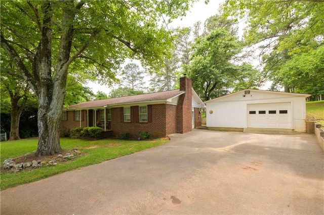 216 Kinman Road SW, Calhoun, GA 30701