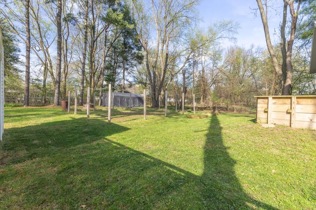 2831 Briarwood Drive, Kalamazoo, MI 49004