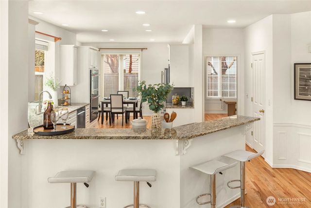 122 245th Place SE, Sammamish, WA 98074