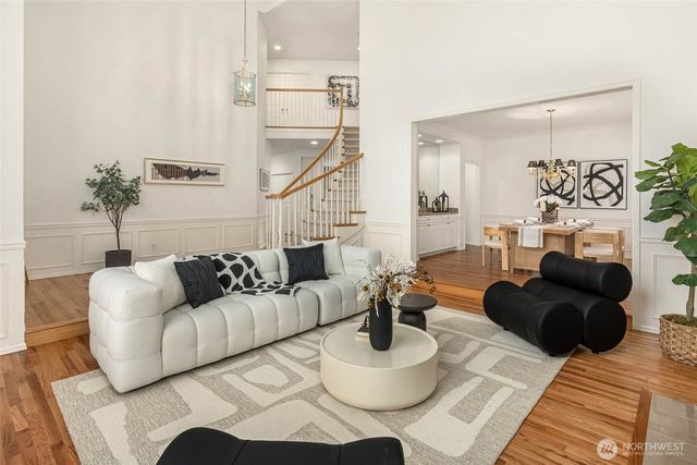 122 245th Place SE, Sammamish, WA 98074