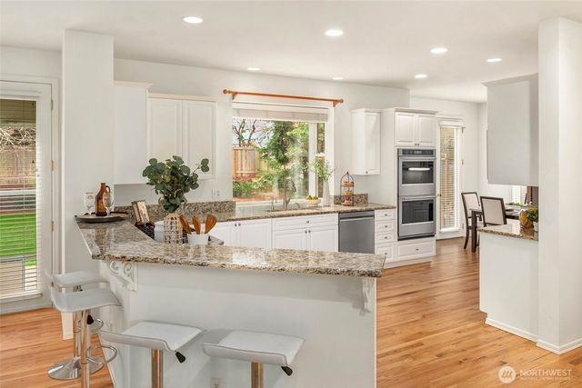 122 245th Place SE, Sammamish, WA 98074