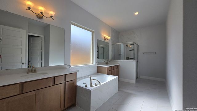 2824 Reeves Lane, Schertz, TX 78108