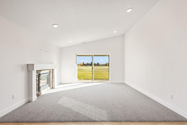 440 NW Monte Vista Avenue 126, Madras, OR 97741