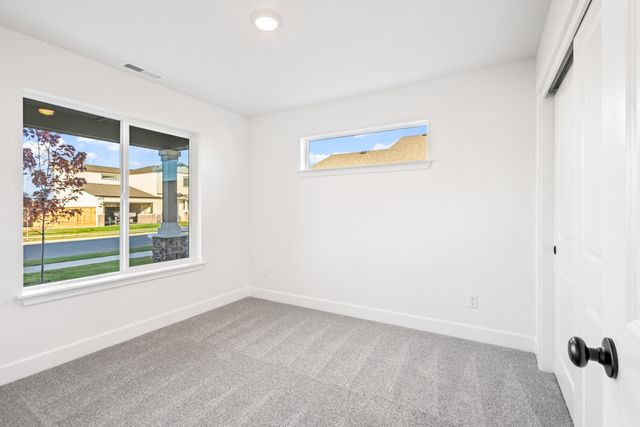 440 NW Monte Vista Avenue 126, Madras, OR 97741