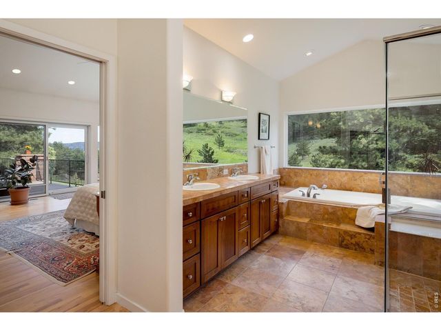 95 Rowell Dr, Lyons, CO 80540