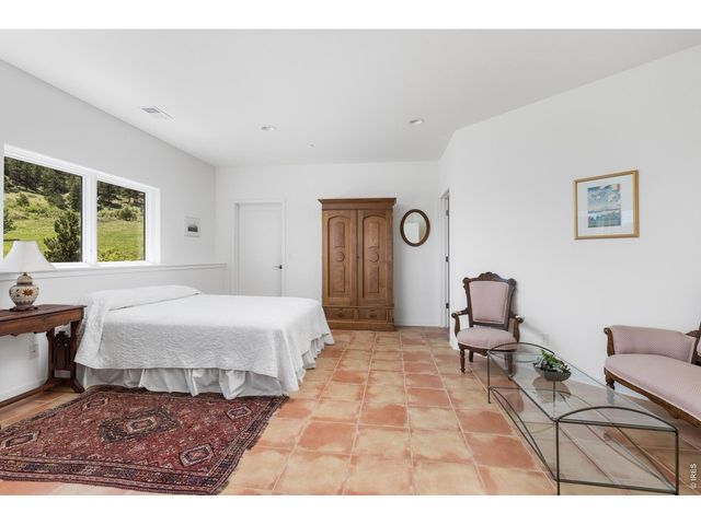 95 Rowell Dr, Lyons, CO 80540