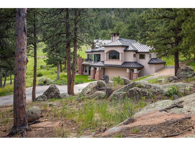 95 Rowell Dr, Lyons, CO 80540