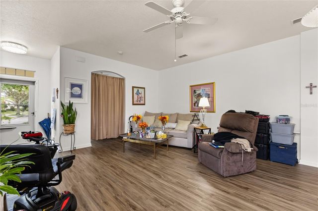 307 HERON POINT WAY, Deland, FL 32724