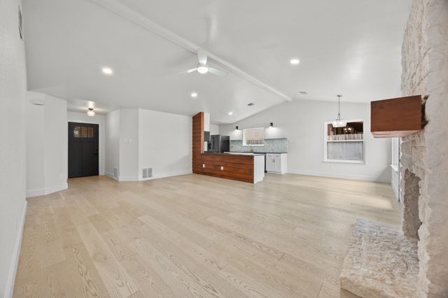 8708 Huebinger PASS, Austin, TX 78745