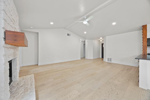 8708 Huebinger PASS, Austin, TX 78745