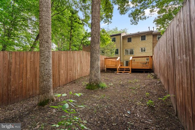14894 LAMBETH SQ, Centreville, VA 20120