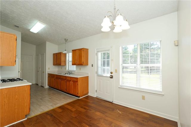 6560 Emerald Pointe, Atlanta, GA 30349