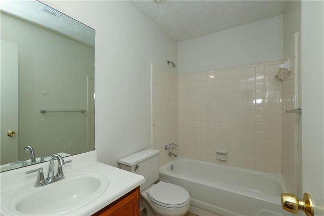 6560 Emerald Pointe, Atlanta, GA 30349