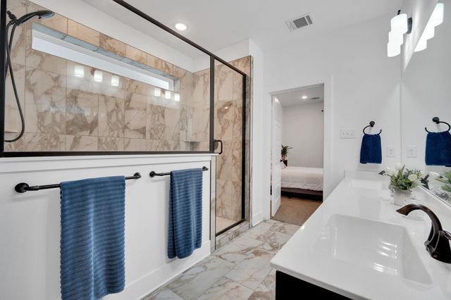 10935 Eva Mae Boulevard, Grand Prairie, TX 76065