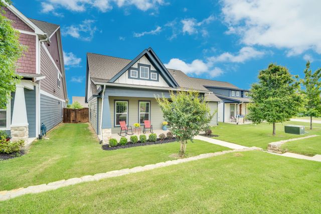 10935 Eva Mae Boulevard, Grand Prairie, TX 76065
