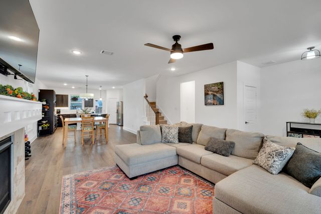 10935 Eva Mae Boulevard, Grand Prairie, TX 76065