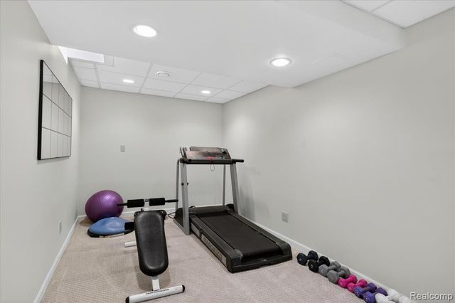 7071 Foxcreek Drive, Canton, MI 48187