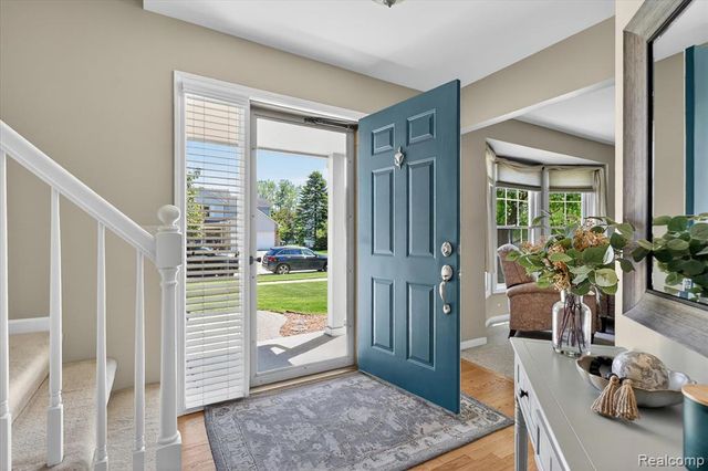 7071 Foxcreek Drive, Canton, MI 48187