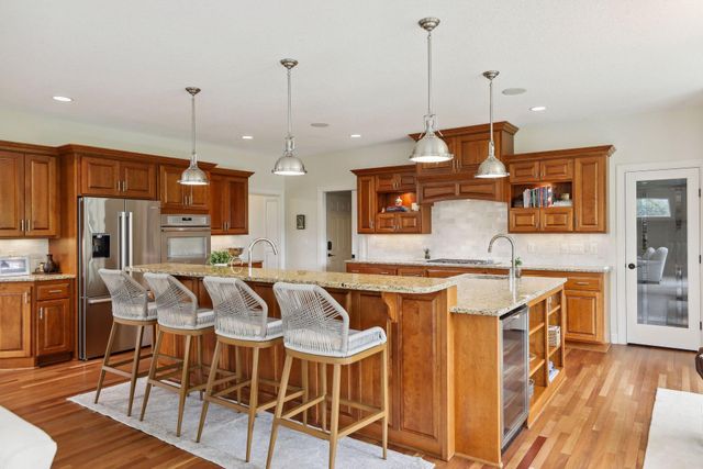 5729 Linden Avenue N, Lake Elmo, MN 55042