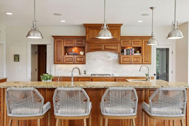 5729 Linden Avenue N, Lake Elmo, MN 55042