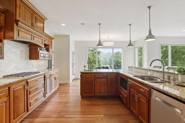 5729 Linden Avenue N, Lake Elmo, MN 55042