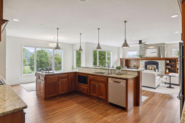 5729 Linden Avenue N, Lake Elmo, MN 55042
