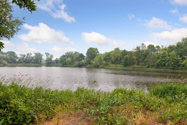 5729 Linden Avenue N, Lake Elmo, MN 55042