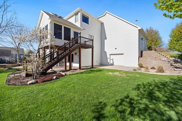 5729 Linden Avenue N, Lake Elmo, MN 55042