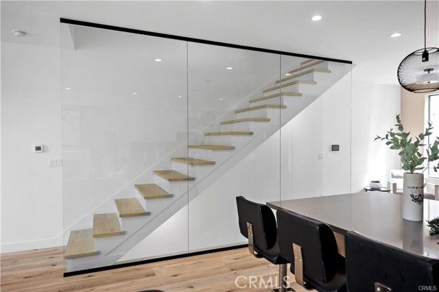 11858 W Flower Lane, Valley Village, CA 91607