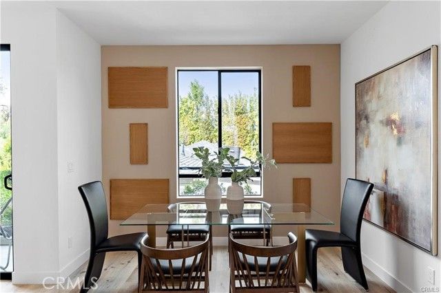 11858 W Flower Lane, Valley Village, CA 91607