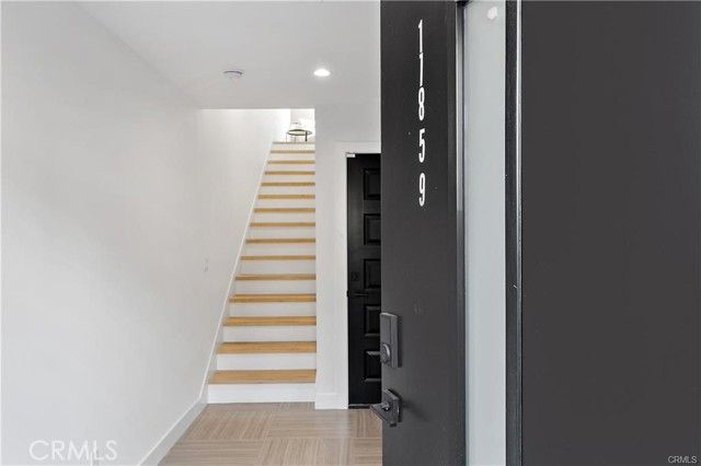 11858 W Flower Lane, Valley Village, CA 91607