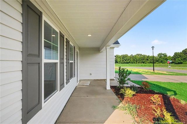 20 Boston River Drive, Dunn, NC 28334